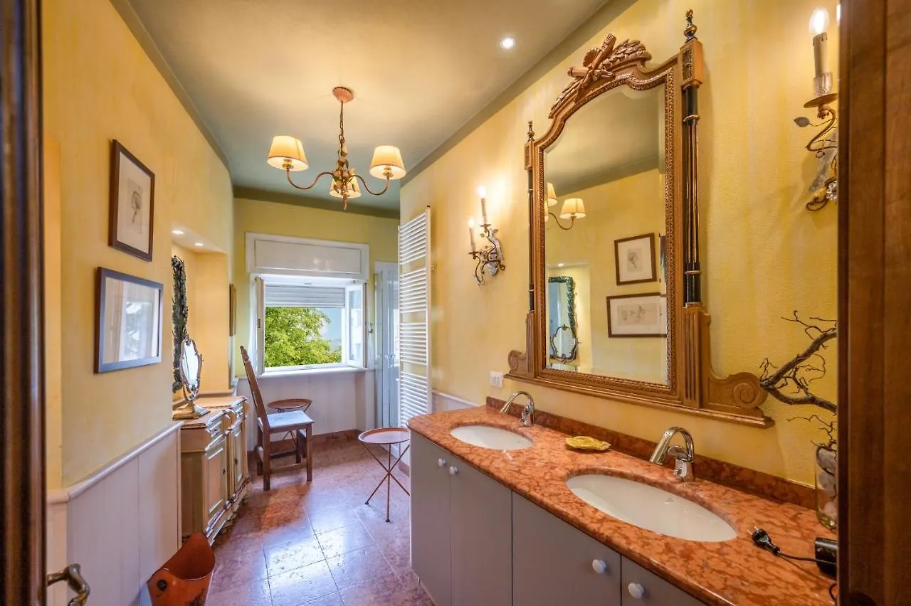 Villa San Marco - Immobiliare Azzurra Caprino Veronese 0*,  Italia
